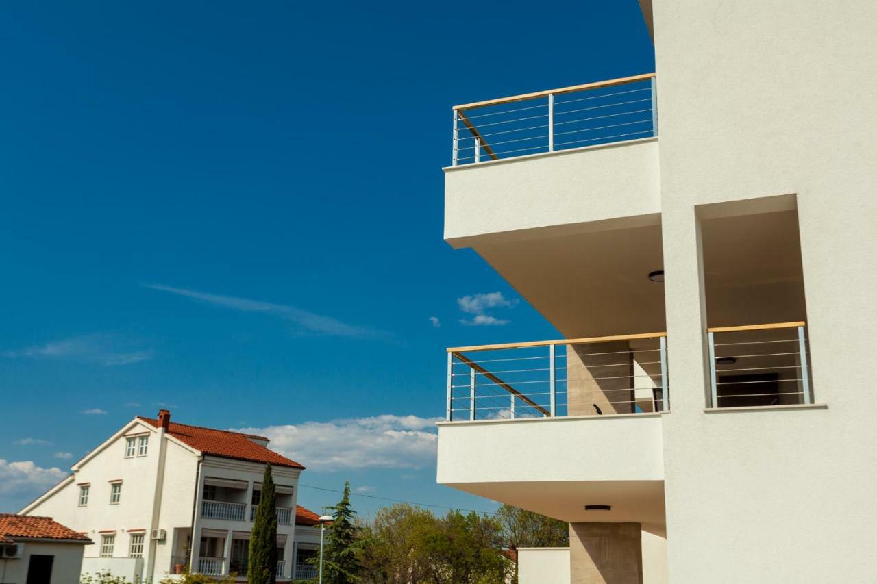 Apartments Kudec By El-Pi Tours Malinska Bagian luar foto